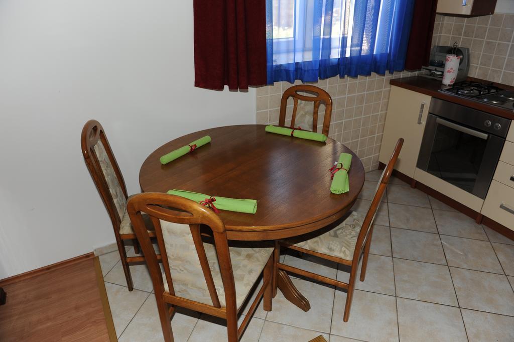 Apartment Matini Dvori Dubrava  Exteriör bild
